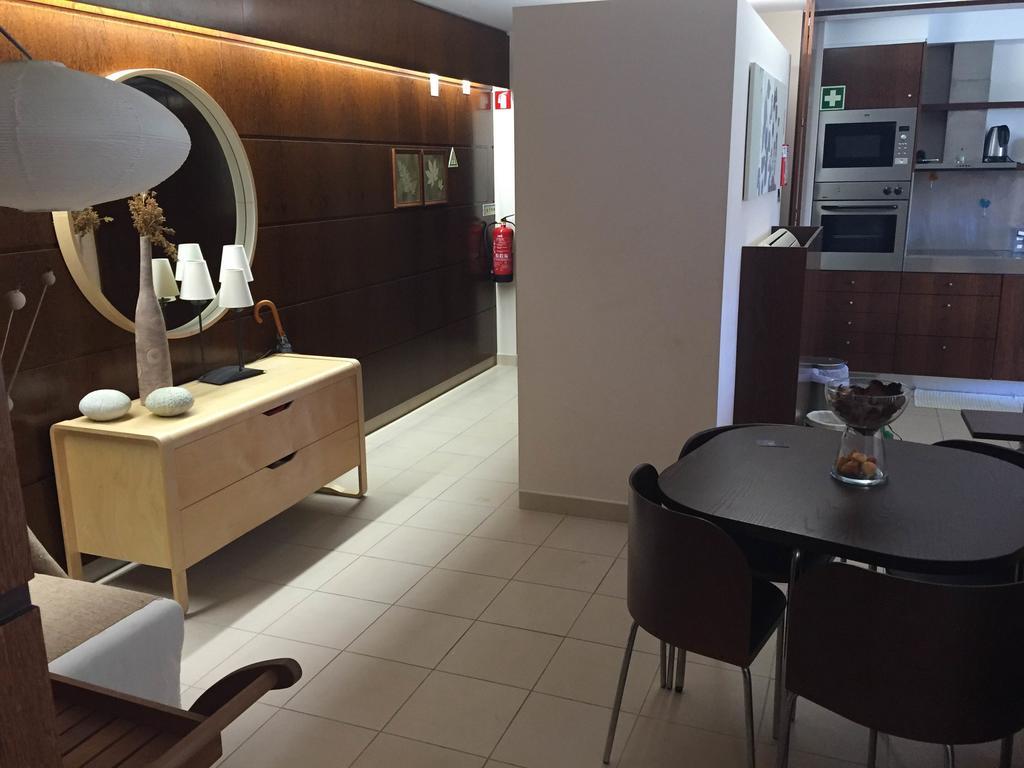 Fantastic Apartment Salgados Beach Albufeira Luaran gambar